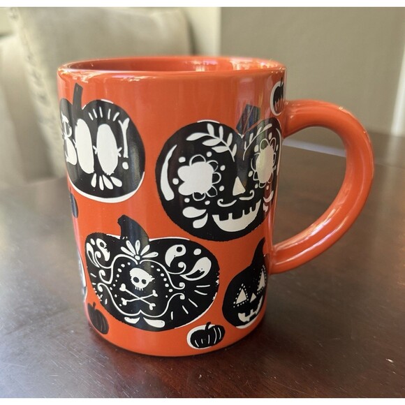 Crate and Barrel Halloween Orange Black Pumpkin Jack o Lanterns Mug Coffee Tea - Picture 1 of 5